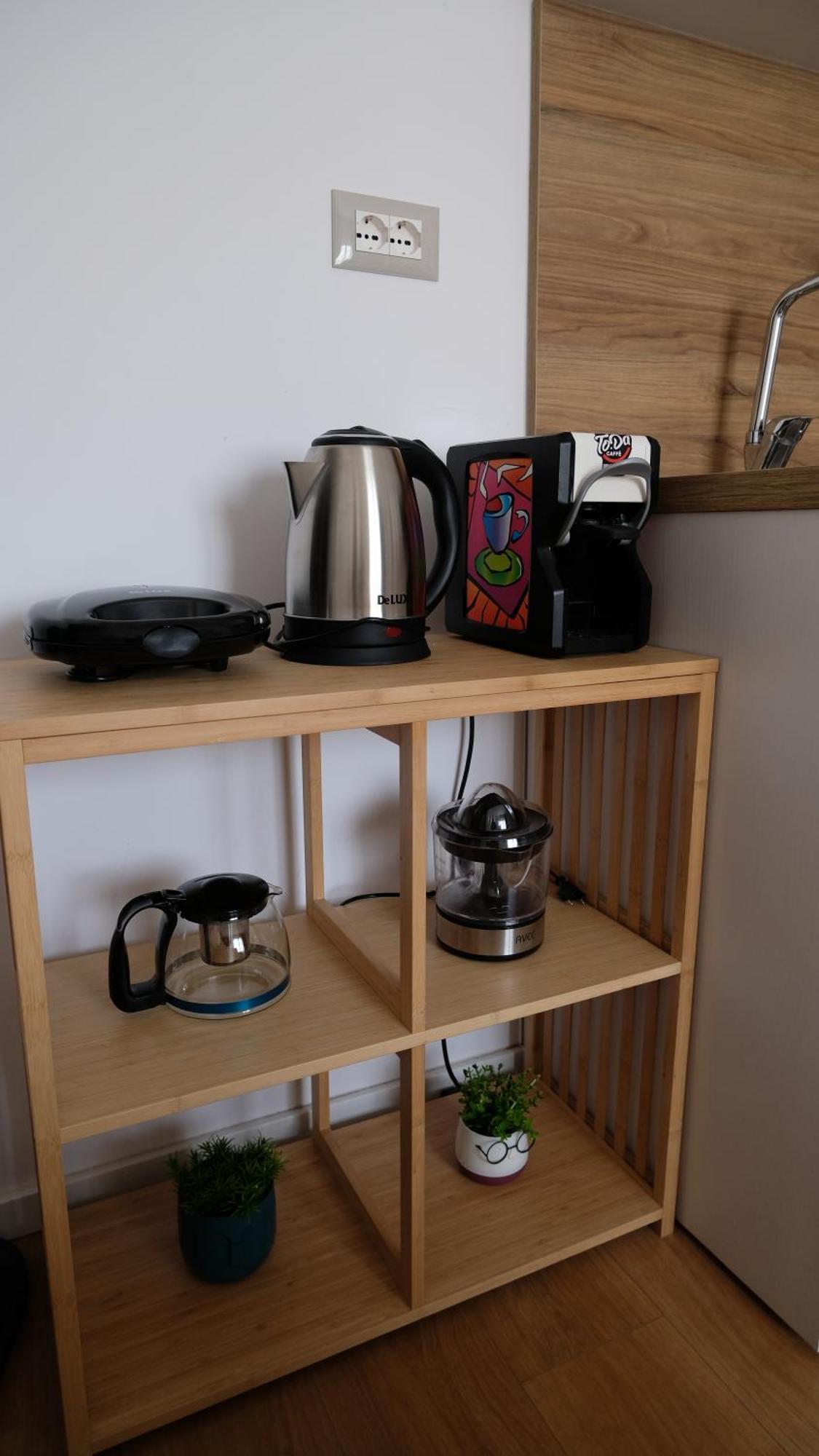 2E Center Apartment Тирана Экстерьер фото