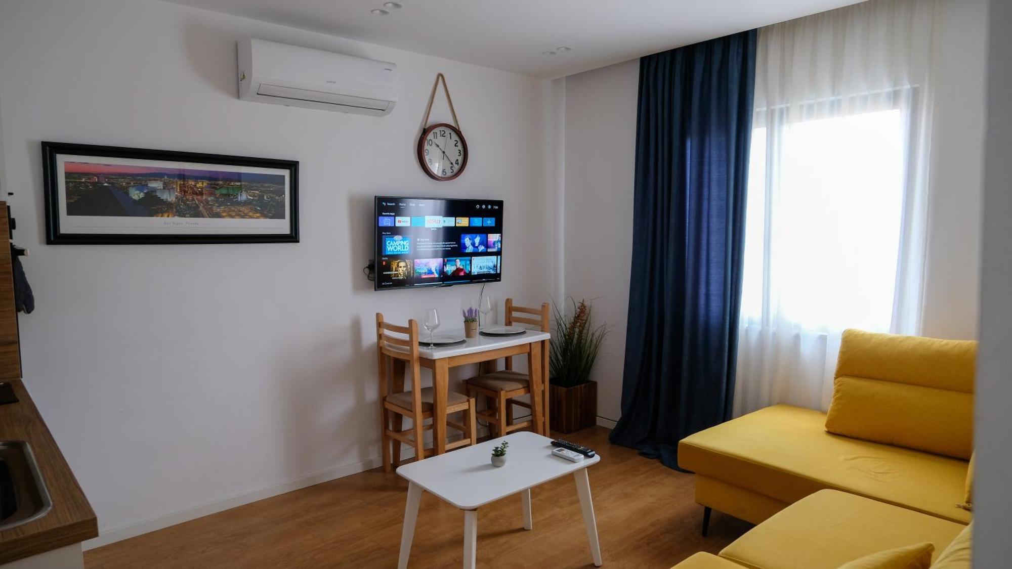 2E Center Apartment Тирана Экстерьер фото