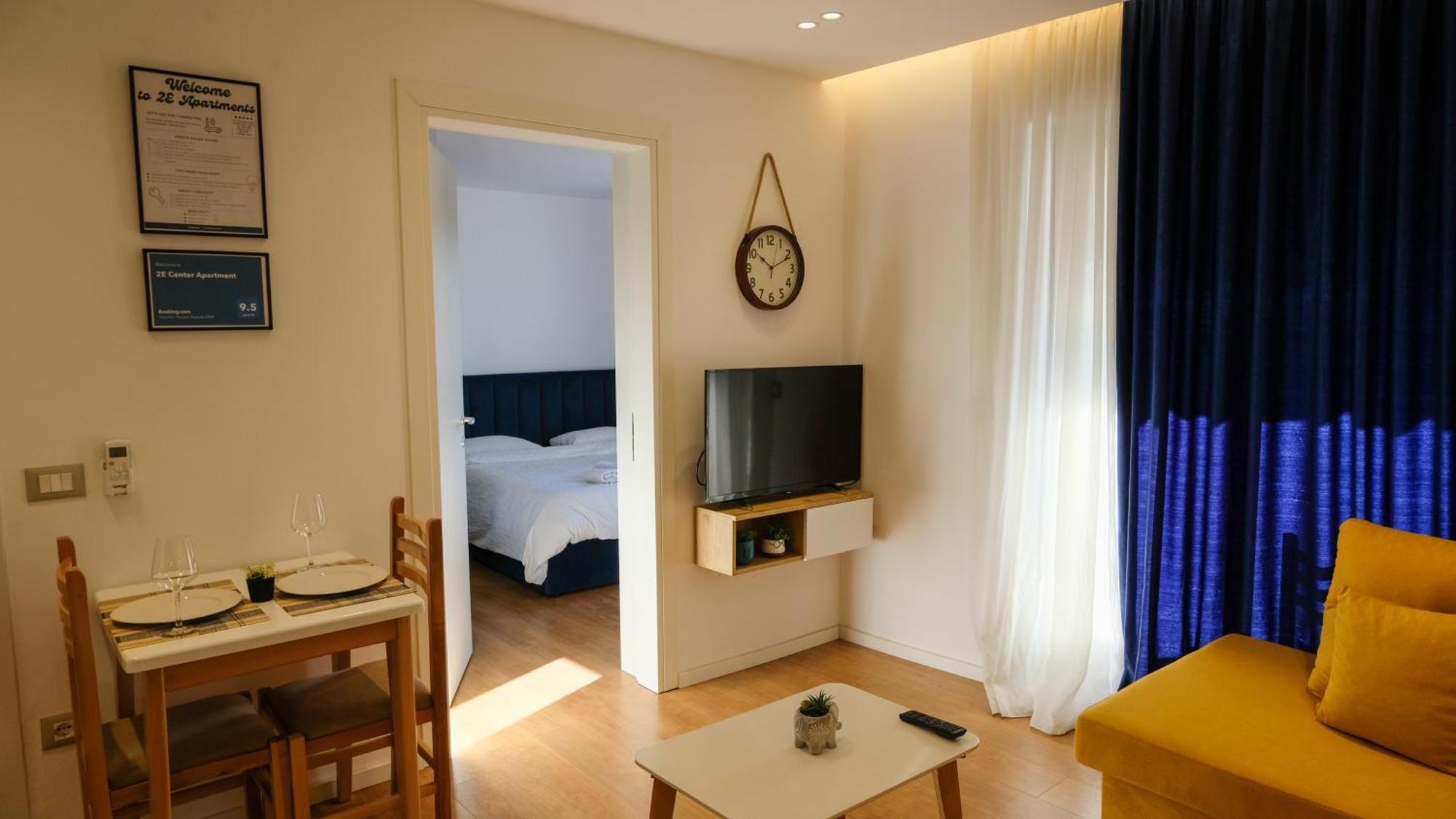 2E Center Apartment Тирана Экстерьер фото